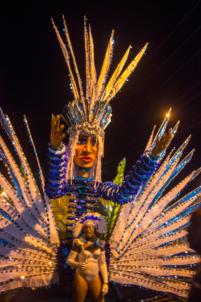 Queen-Kostüm, Carnival Scarborough, Tobago