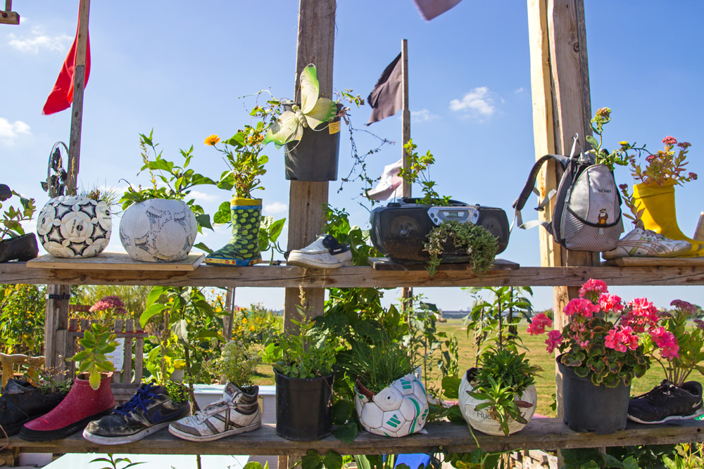 Schuhregal, Tempelhofer Feld, Berlin